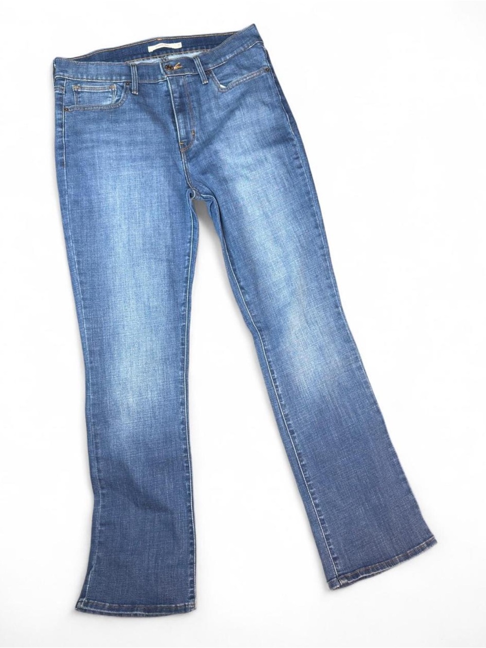 Size 31 Levi women’s jeans dark wash